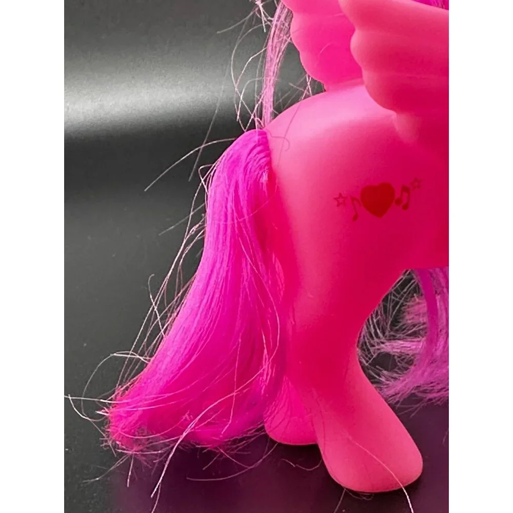 Pink Pegasus Play Pony Pretend Animals Brushable hair Heart Music Cutie‎ Mark